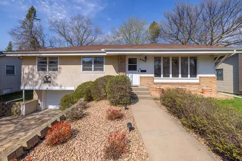 4240 Royce St NE, Columbia Heights, MN 55421