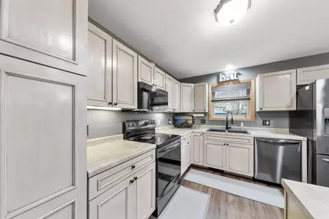 1127 Engesser Ln, Saint Peter, MN 56082 photo 9