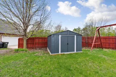 1127 Engesser Ln, Saint Peter, MN 56082 photo 32