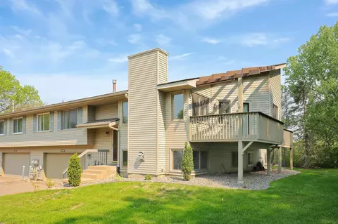 4242 Goldenrod Ln N, Plymouth, MN 55441