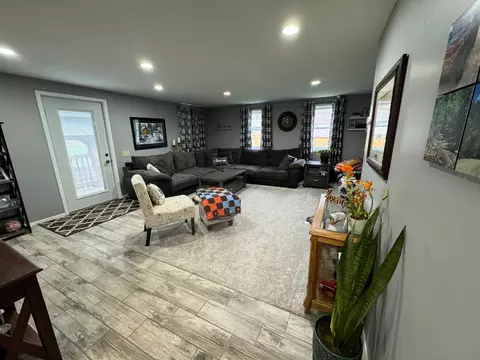 1325 Crestview Rd, Albert Lea, MN 56007 photo 8