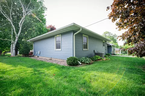 1151 7th Ave SW, Faribault, MN 55021 photo 4