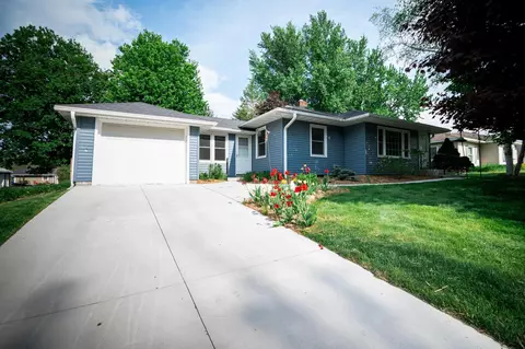 1151 7th Ave SW, Faribault, MN 55021