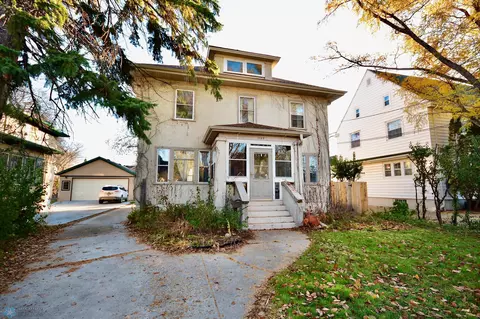 1125 Broadway N, Fargo, ND 58102