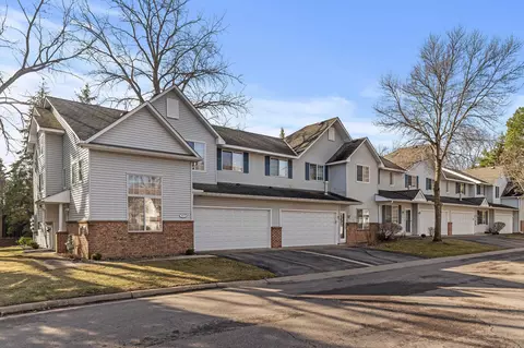 14281 Raymond Ln, Eden Prairie, MN 55347