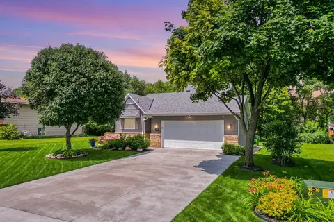 1263 107th Ln NE, Blaine, MN 55434
