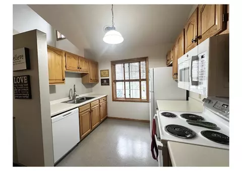 1130 Par Ln, Willmar, MN 56201 photo 6