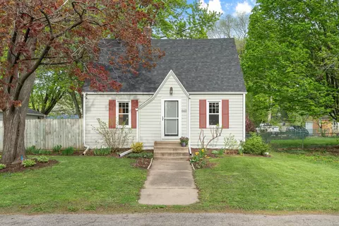 660 6th Ave, Newport, MN 55055