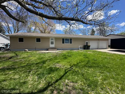 102 6th St, Danube, MN 56230