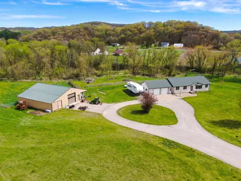 n7006 County Road W, Onalaska, WI 54636