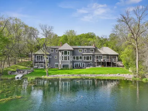 28200 Boulder Cir, Shorewood, MN 55331 photo 4