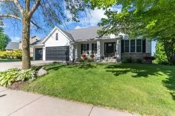 6710 Highland Hills Ln S, Cottage Grove, MN 55016