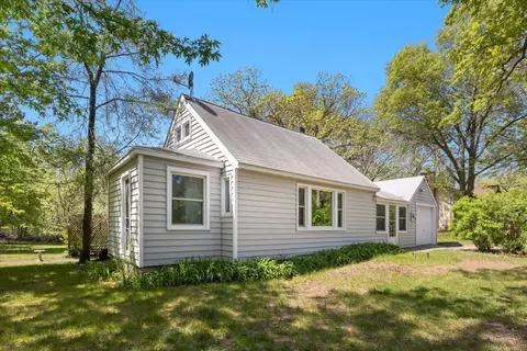 12554 Larch St NW, Coon Rapids, MN 55448