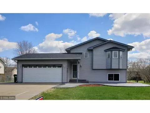 6195 146th St N, Hugo, MN 55038