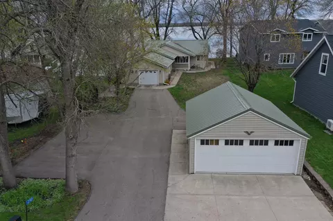 2742 N Eagle Rd, Willmar, MN 56201