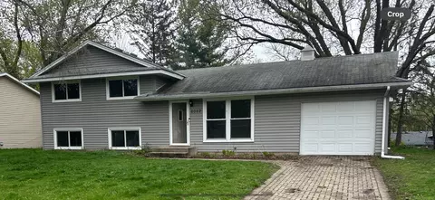 8082 Hynes Ave S, Cottage Grove, MN 55016