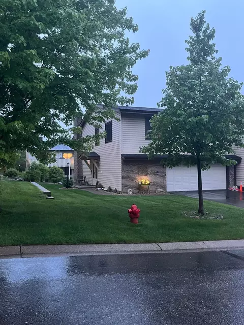 5369 Hyland Pl, Bloomington, MN 55437