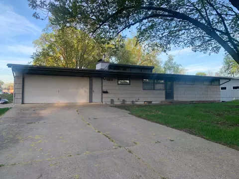 6101 Saint Johns Ave, Edina, MN 55424