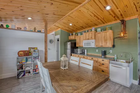 1082 Jade St, Mora, MN 55051 photo 38