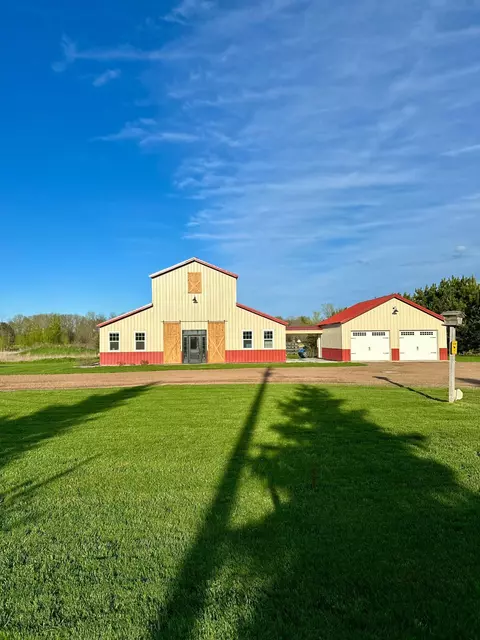 1082 Jade St, Mora, MN 55051 photo 2