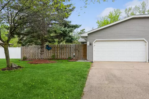 11210 Uplander St NW, Coon Rapids, MN 55433
