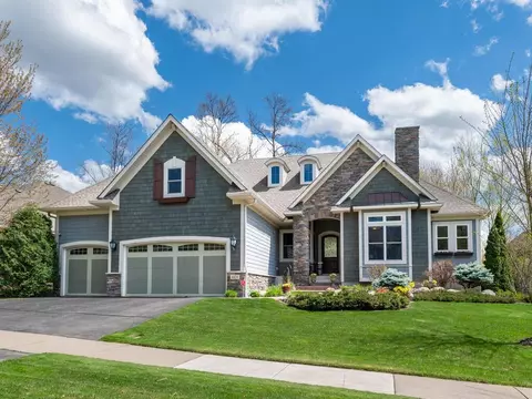 6424 Queensland Ln N, Maple Grove, MN 55311