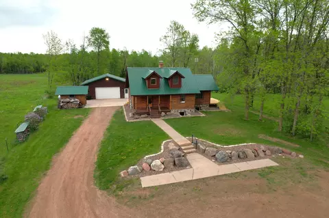 37001 Dove Rd, Hinckley, MN 55037