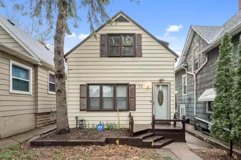 75 Rose Ave E, Saint Paul, MN 55117