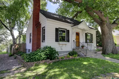1275 Hartford Ave, Saint Paul, MN 55116