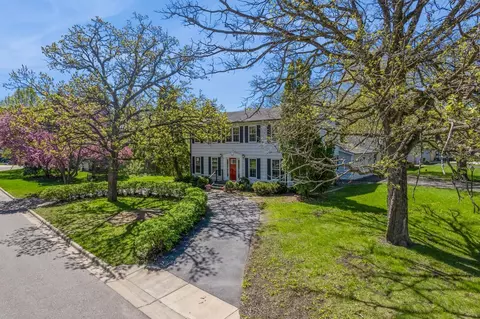 828 W River Pkwy, Champlin, MN 55316