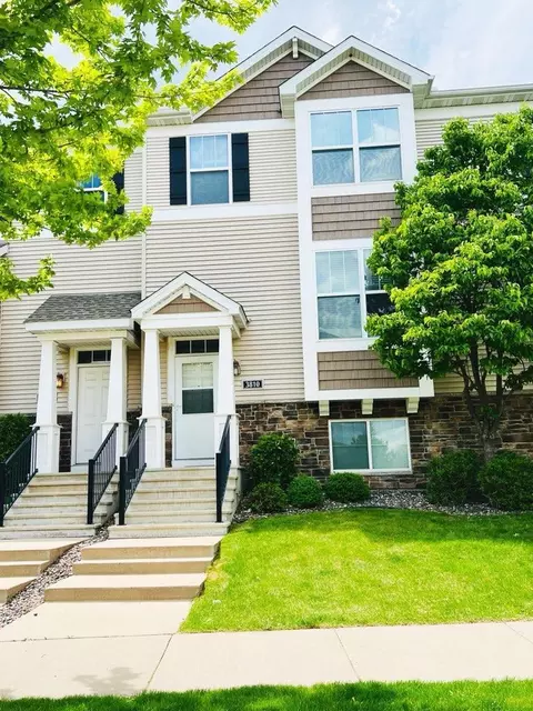 3810 5th St NE, Columbia Heights, MN 55421