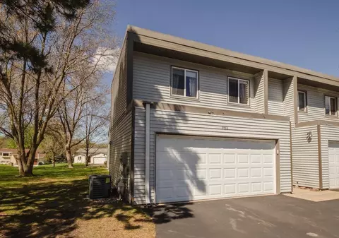 982 120th Ln NW, Coon Rapids, MN 55448