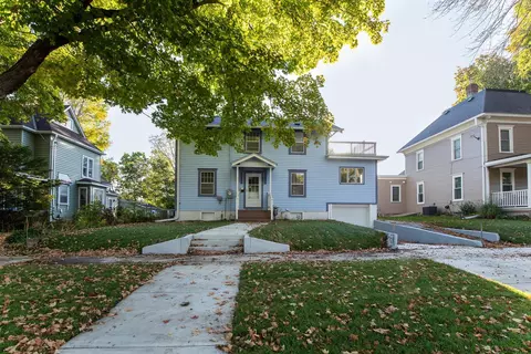 815 College St, Northfield, MN 55057