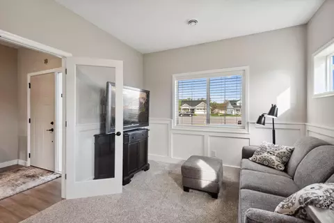 325 Riverview Cir, Hanover, MN 55341 photo 6