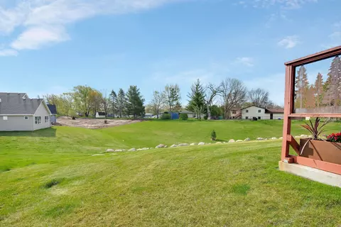 325 Riverview Cir, Hanover, MN 55341 photo 25