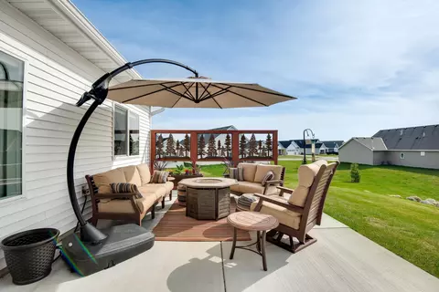 325 Riverview Cir, Hanover, MN 55341 photo 23