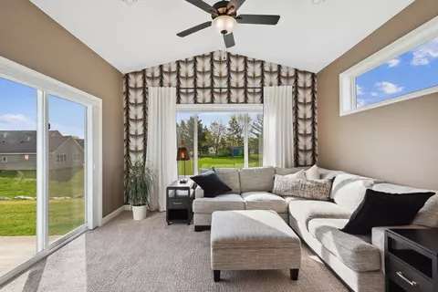 325 Riverview Cir, Hanover, MN 55341 photo 14