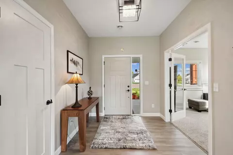 325 Riverview Cir, Hanover, MN 55341 photo 3