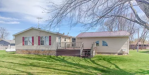 16817 332nd Pl, Isle, MN 56342