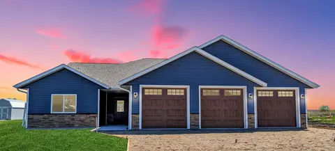 611 W 7th Ave, Osakis, MN 56360