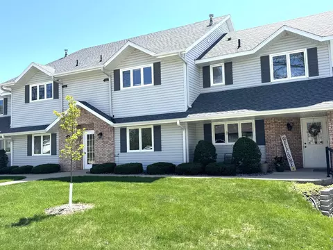 110 1st Ave NE #6, New London, MN 56273