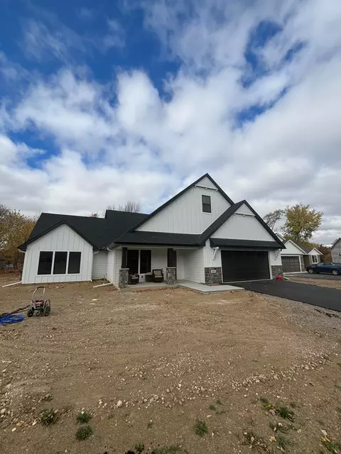 419 Creekview Cir, Saint Michael, MN 55376