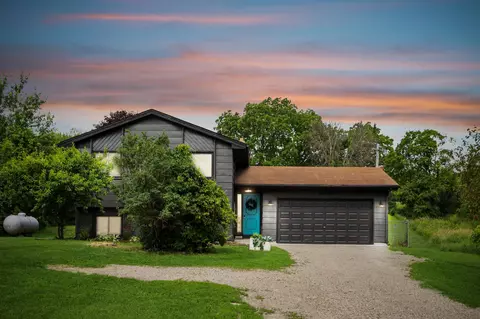6505 Rolling Hills Rd, Corcoran, MN 55340