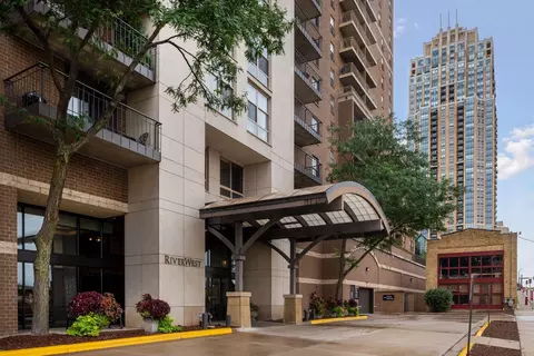 401 S 1st St #706, Minneapolis, MN 55401