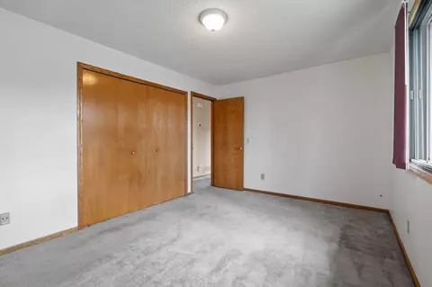 8560 S Pond Trl, Champlin, MN 55316 photo 19