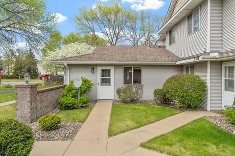 8560 S Pond Trl, Champlin, MN 55316 photo 2