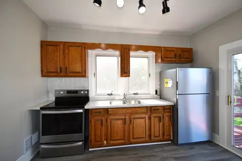 135 2nd St E, Wanamingo, MN 55983 photo 10