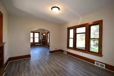 135 2nd St E, Wanamingo, MN 55983 photo 4