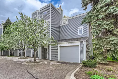 201 Main St NE, Minneapolis, MN 55413