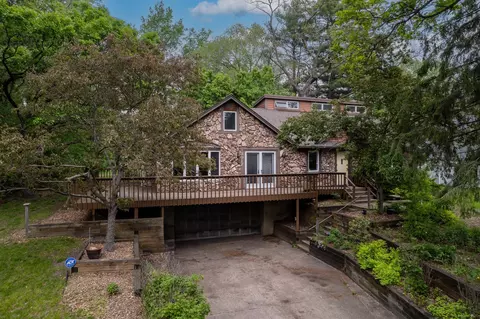 3017 Woodale Dr, Mounds View, MN 55112
